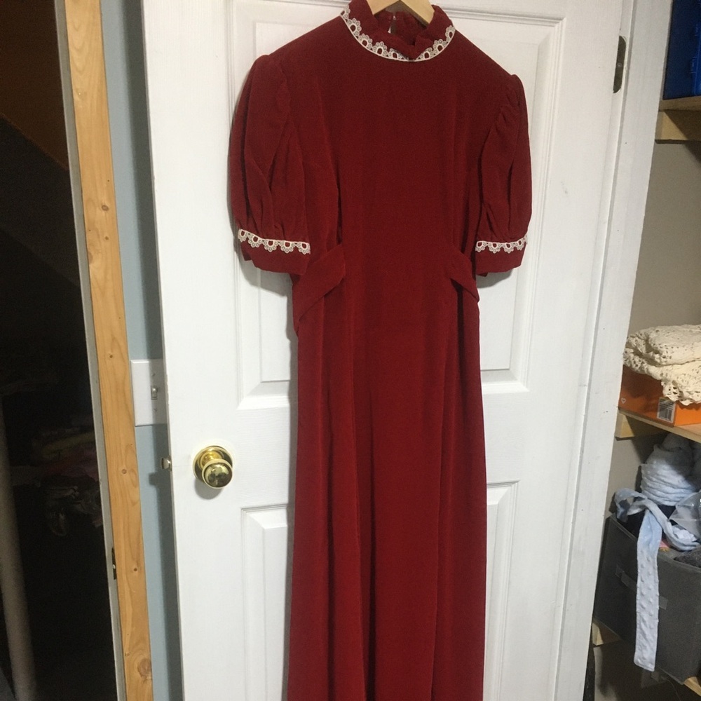 ChicVintage  Red Velvet Dress